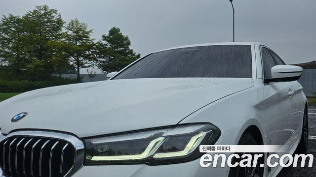 BMW 5 Series (G30) 520i M Sport 2023 — фото 23
