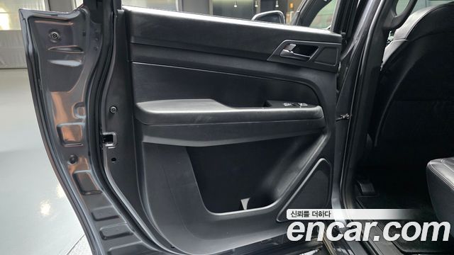 KG Mobility (SsangYong) Rexton Sports Diesel 2.2 2WD Prestige 2022 — фото 25