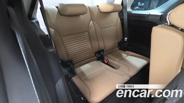 Land Rover Discovery 5 D300 HSE 2022 — фото 13