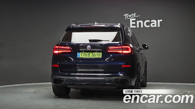 BMW X5 (G05) M50i 2023 — фото 4