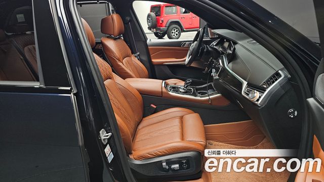 BMW X5 (G05) M50i 2023 — фото 10