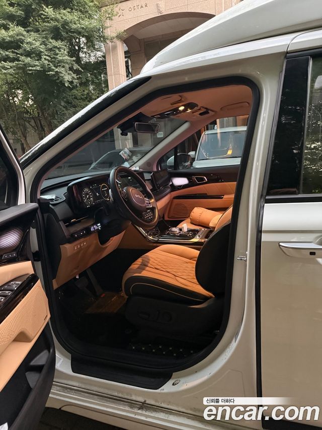 Kia Carnival (IV) Gasoline 9-seater Limousine(Special vehicle) 2022 — фото 5