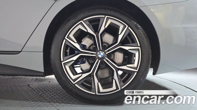 BMW 4 Series (G22) 420i M Sport Performance Gran Coupe 2024 — фото 21