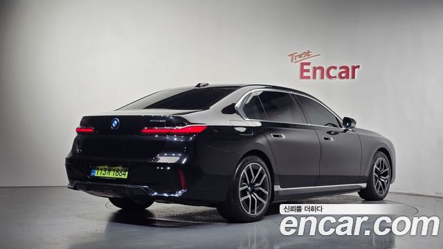BMW i7 (G70) eDrive 50 M Sport Limited 2026 — фото 2