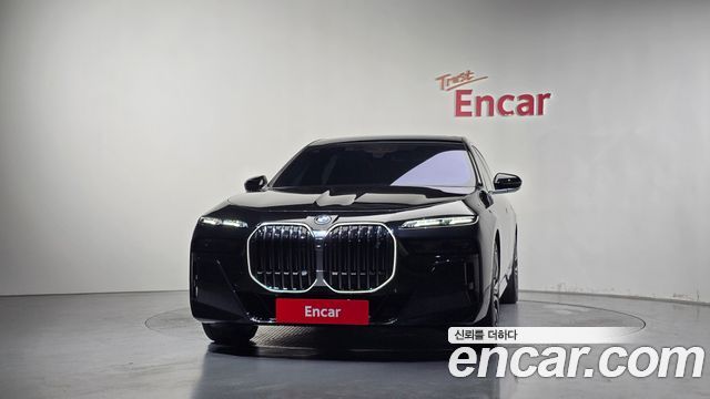 BMW i7 (G70) eDrive 50 M Sport Limited 2026 — фото 3