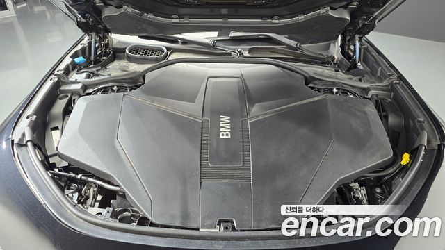 BMW i7 (G70) eDrive 50 M Sport Limited 2026 — фото 6