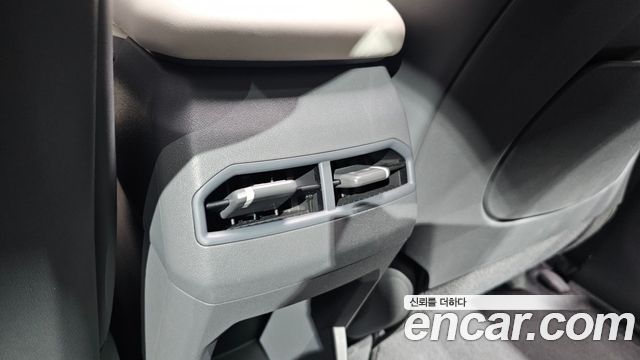Kia EV3 Long Range 2WD GT Line 2025 — фото 32