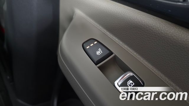 Kia Carnival (IV) HEV 9seater Signature 2025 — фото 28