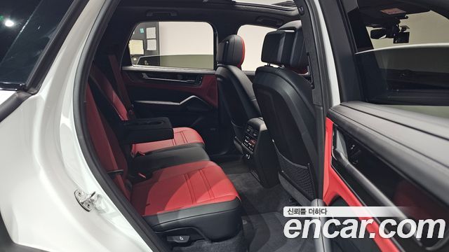 Porsche Cayenne (PO536) 4.0 GTS 2025 — фото 11