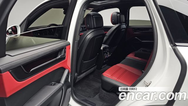 Porsche Cayenne (PO536) 4.0 GTS 2025 — фото 12