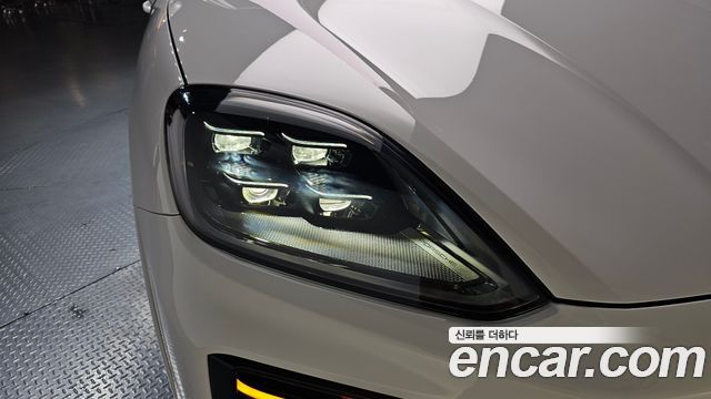 Porsche Cayenne (PO536) 4.0 GTS 2025 — фото 22