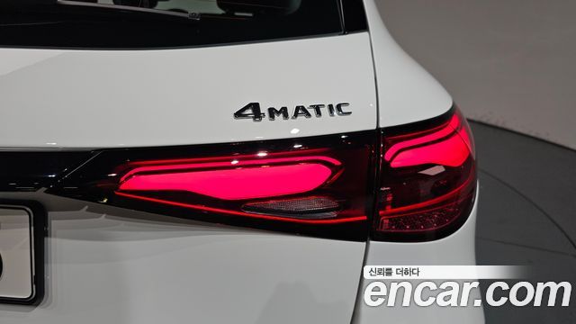 Mercedes-Benz GLC-Class (X254) GLC300 4MATIC AMG Line 2025 — фото 23