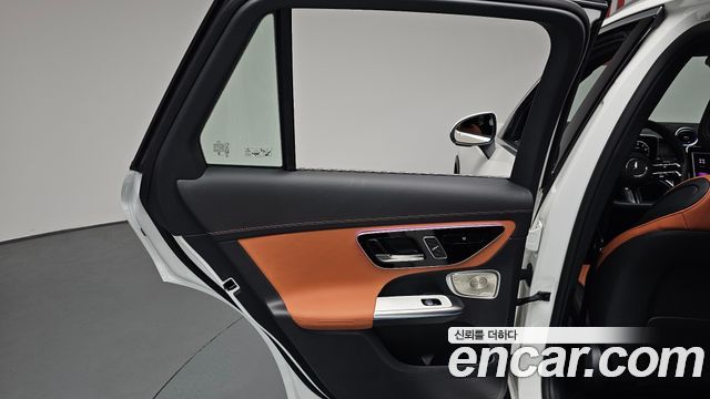 Mercedes-Benz GLC-Class (X254) GLC300 4MATIC AMG Line 2025 — фото 25