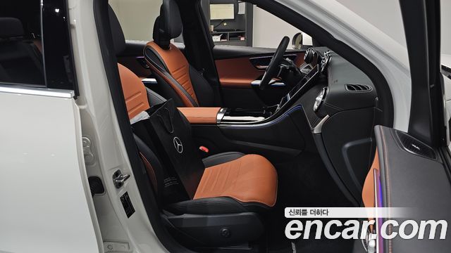 Mercedes-Benz GLC-Class (X254) GLC300 4MATIC AMG Line 2025 — фото 26