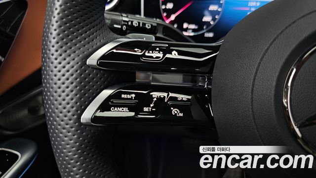 Mercedes-Benz GLC-Class (X254) GLC300 4MATIC AMG Line 2025 — фото 35