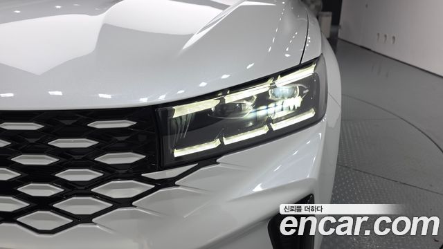 Renault Korea Grand Koleos 1.5 E-TECH Iconic 2WD 2025 — фото 22