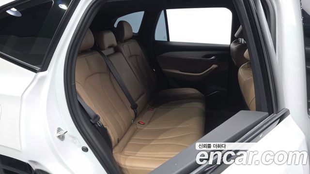 Renault Korea Grand Koleos 1.5 E-TECH Iconic 2WD 2025 — фото 11