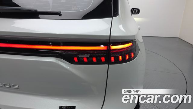 Renault Korea Grand Koleos 1.5 E-TECH Iconic 2WD 2025 — фото 23