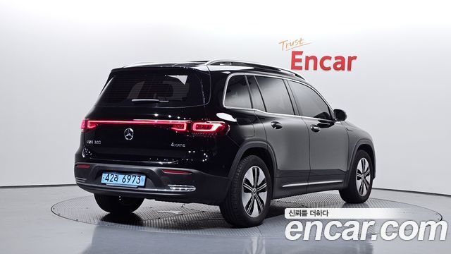 Mercedes-Benz EQB (X243) EQB300 4MATIC 2023 — фото 2