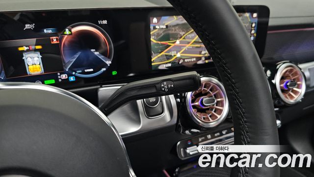 Mercedes-Benz EQB (X243) EQB300 4MATIC 2023 — фото 9