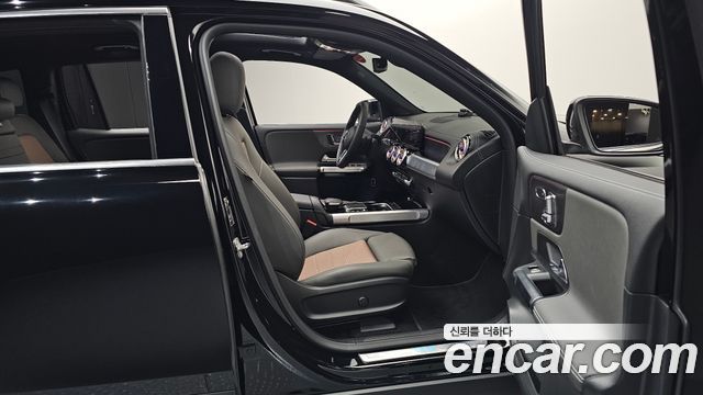 Mercedes-Benz EQB (X243) EQB300 4MATIC 2023 — фото 11