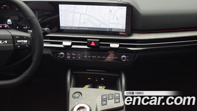 Kia Sportage (V) Gasoline 1.6 Turbo 2WD Signature 2025 — фото 14
