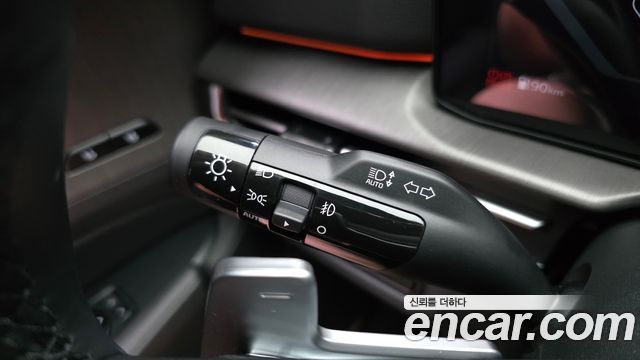Kia Sportage (V) Gasoline 1.6 Turbo 2WD Signature 2025 — фото 19