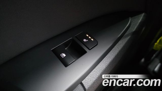 Kia Sportage (V) Gasoline 1.6 Turbo 2WD Signature 2025 — фото 27