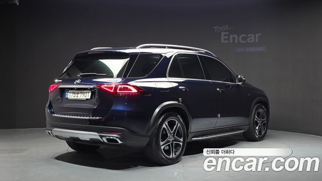 Mercedes-Benz GLE-Class (W167) GLE350e 4MATIC 2021 — фото 2