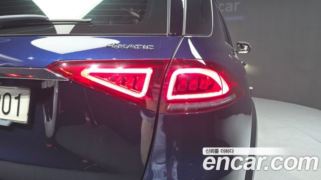 Mercedes-Benz GLE-Class (W167) GLE350e 4MATIC 2021 — фото 23