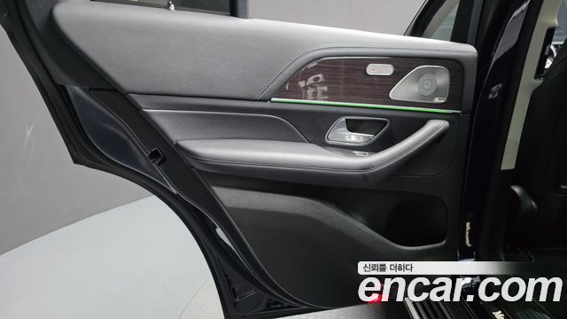 Mercedes-Benz GLE-Class (W167) GLE350e 4MATIC 2021 — фото 25