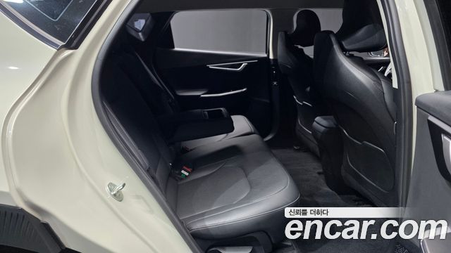 Kia EV6 Long Range Light 2023 — фото 12