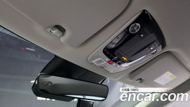 Kia EV6 Long Range Light 2023 — фото 18