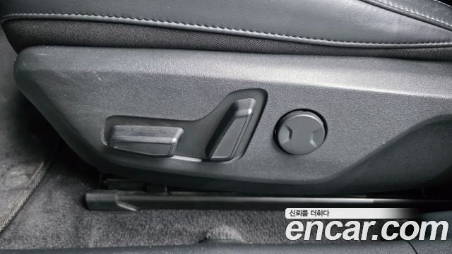 Kia EV6 Long Range Light 2023 — фото 19