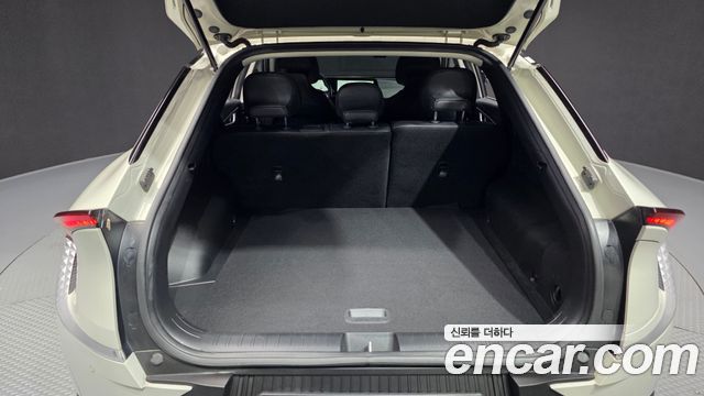 Kia EV6 Long Range Light 2023 — фото 20