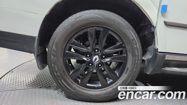 KG Mobility (SsangYong) Korando Sport 2.2 EXTREME 4WD 2017 — фото 5