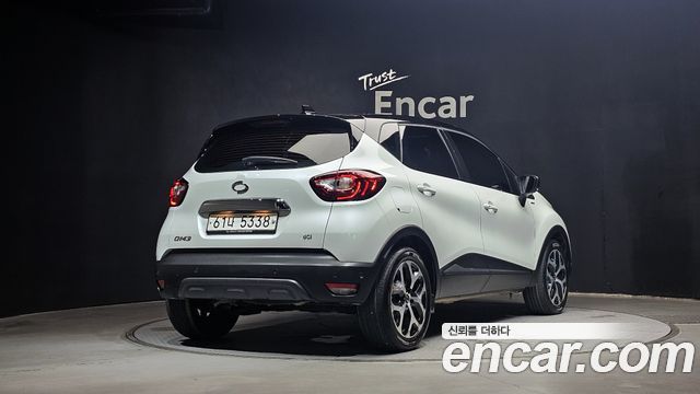 Renault Korea QM3 RE Panoramic Edition 2019 — фото 2
