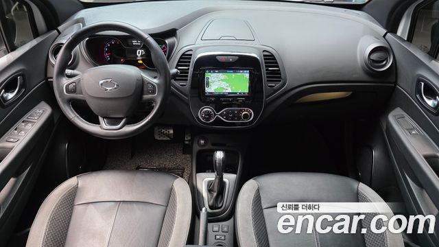 Renault Korea QM3 RE Panoramic Edition 2019 — фото 7