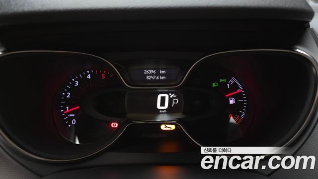 Renault Korea QM3 RE Panoramic Edition 2019 — фото 8