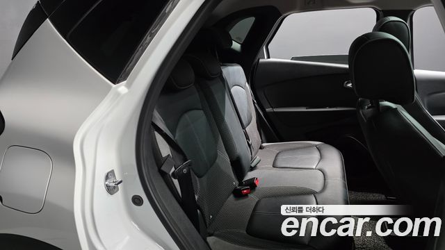 Renault Korea QM3 RE Panoramic Edition 2019 — фото 11