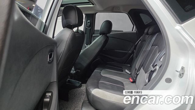 Renault Korea QM3 RE Panoramic Edition 2019 — фото 12