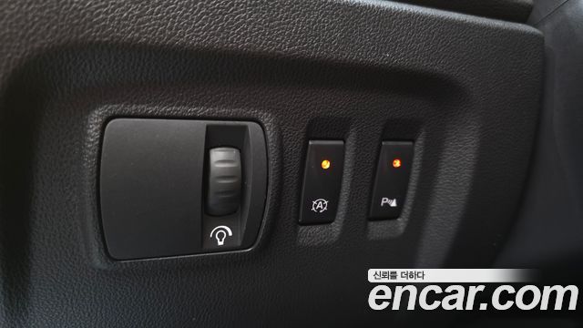 Renault Korea QM3 RE Panoramic Edition 2019 — фото 19