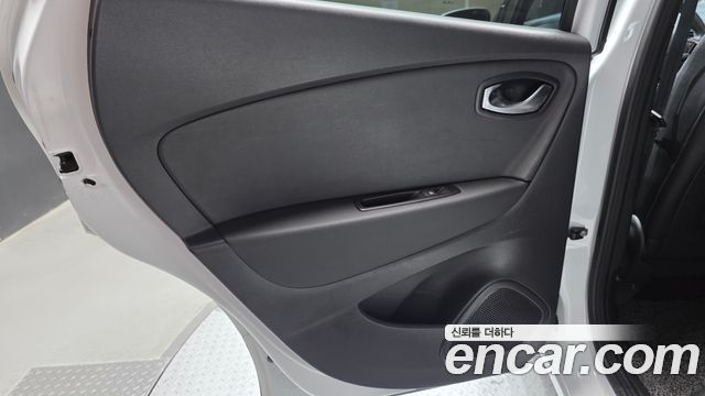 Renault Korea QM3 RE Panoramic Edition 2019 — фото 25
