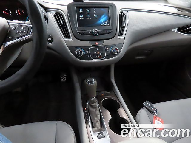 Chevrolet Malibu 1.5 Turbo LS 2017 — фото 16