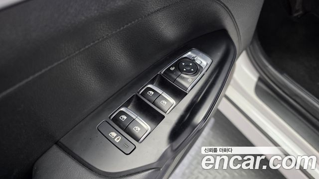 Kia K5 (III) 2.0 Trendy 2022 — фото 19