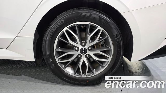 Kia K5 (III) 2.0 Trendy 2022 — фото 21