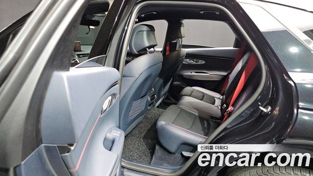 Genesis GV70 2.5T Gasoline 2WD 2021 — фото 19