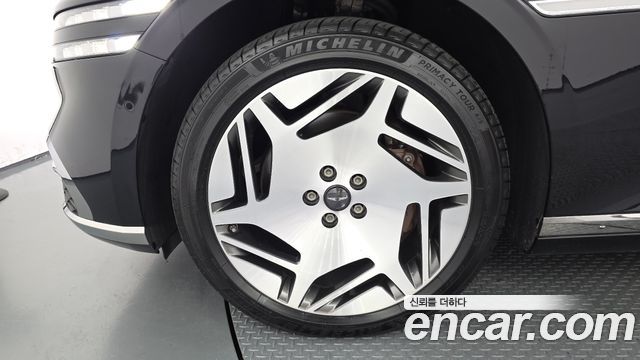 Genesis G90 (RS4) Gasoline 3.5 Turbo e-S/C AWD LWB 2022 — фото 5
