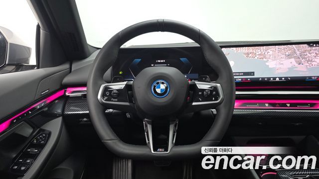 BMW 5 Series (G60) 530e M Sport 2025 — фото 13