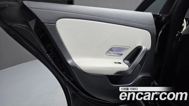 Mercedes-Benz CLA-Class (C118) CLA250 4MATIC 2021 — фото 25